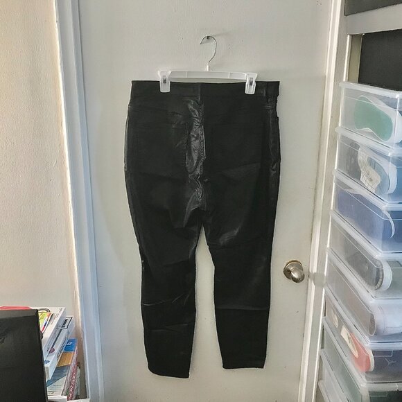 Women's Express Curvy Skinny Black Coated Pants - Size 16L - Picture 6 of 7